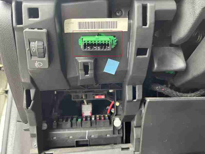 Prise OBD2 Peugeot 307 SW Phase 2