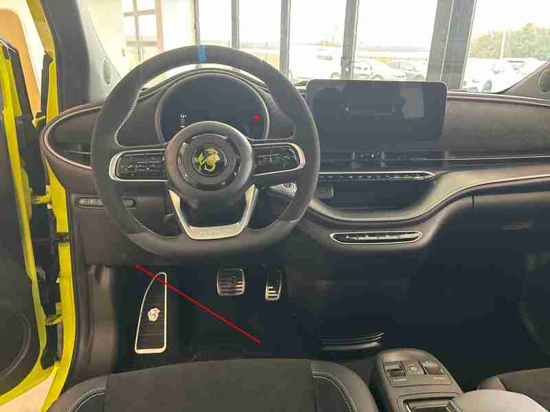 Habitacle Abarth 500E