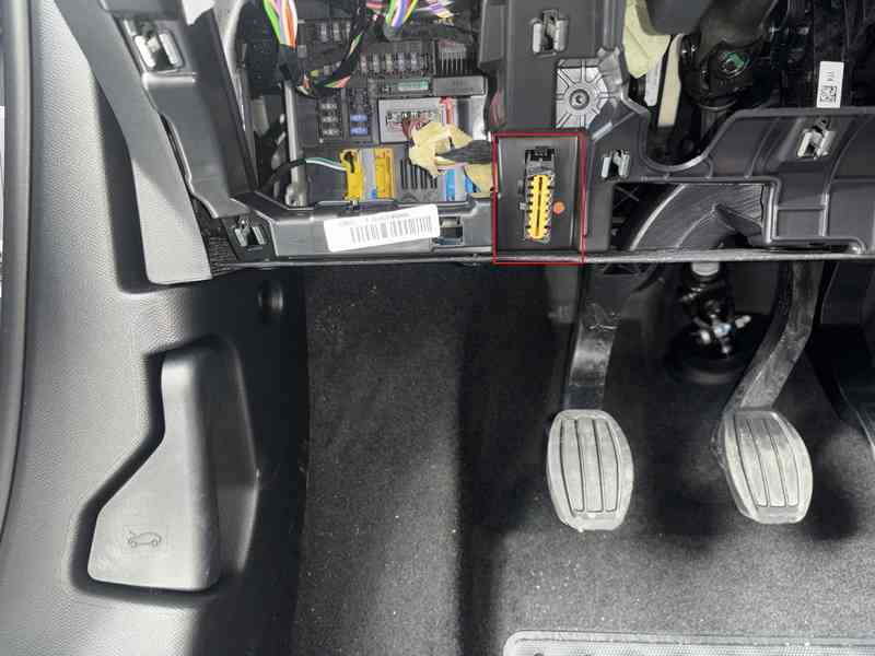 Prise OBD2 Peugeot 2008 II