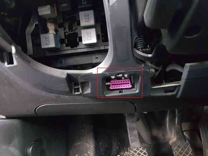 Comment trouver la prise OBD2 sur votre Seat Altea