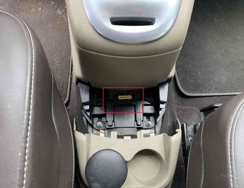 Prise OBD2 Renault Scenic 3 1.4 Tce