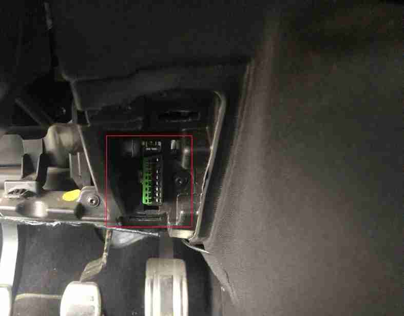 Prise OBD2 Peugeot 3008 de 2017