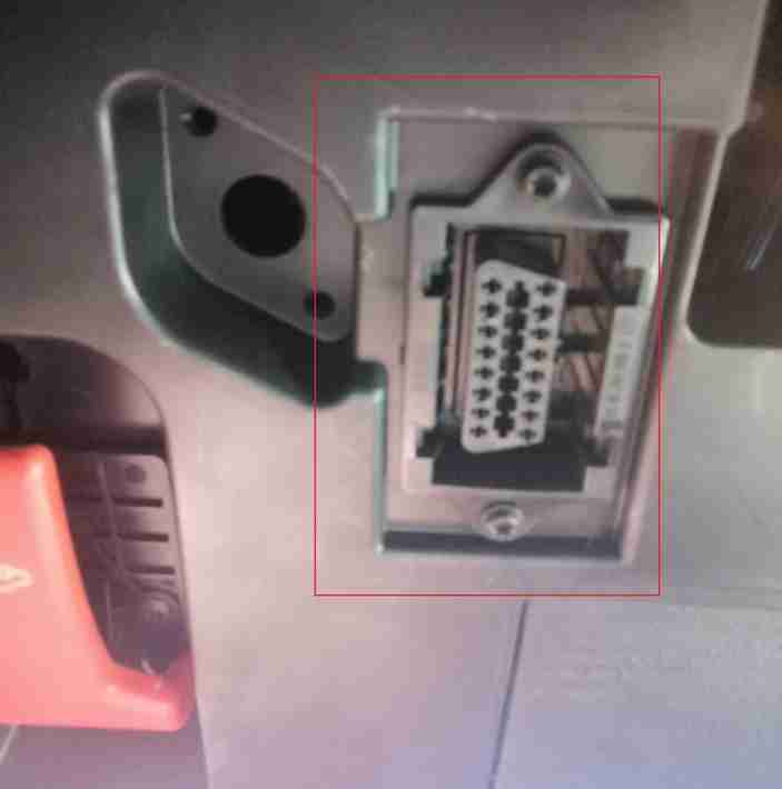 Prise OBD2 Mercedes GLB 200d