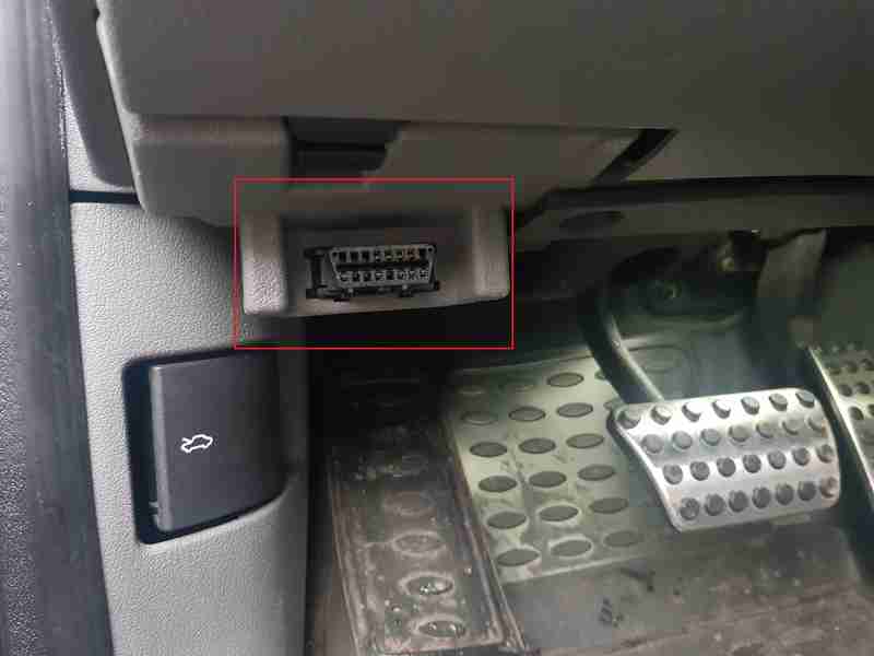 Prise OBD2 Jeep Grand Cherokee 3
