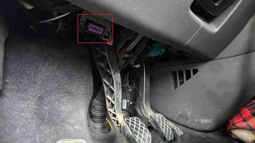 Prise OBD2 Volkswagen Multivan 2008
