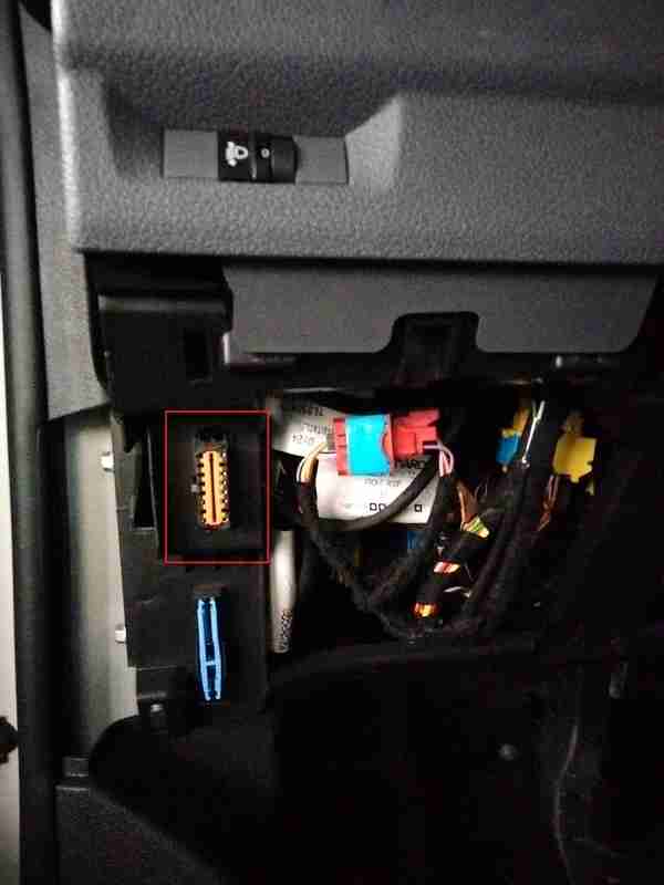 Prise OBD2 Peugeot Traveller