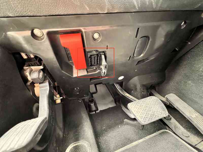Prise OBD2 Mercedes Classe E W211