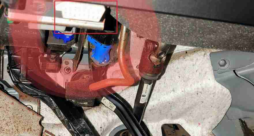 Prise OBD2 Mazda MX-5 ND