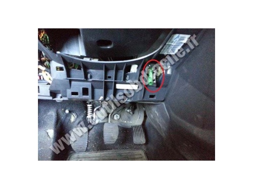 Prise bond citroen berlingo 2
