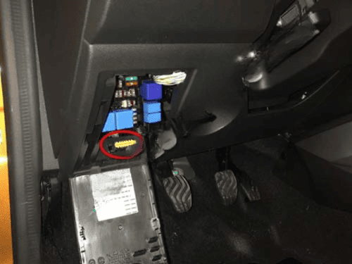 prise obd Dacia Duster PH 2