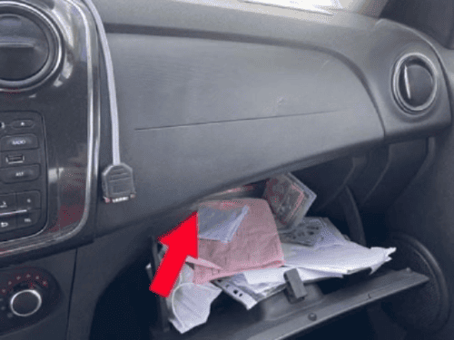 Vide poche Dacia Logan ph 3
