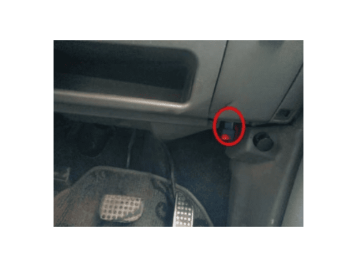 Prise OBD Daihatsu Move L175 RHD