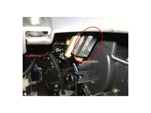 Prise obd Daihatsu YRV