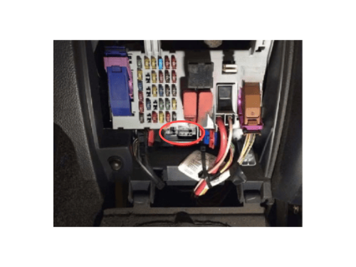fusibles et prise obd fiat albea