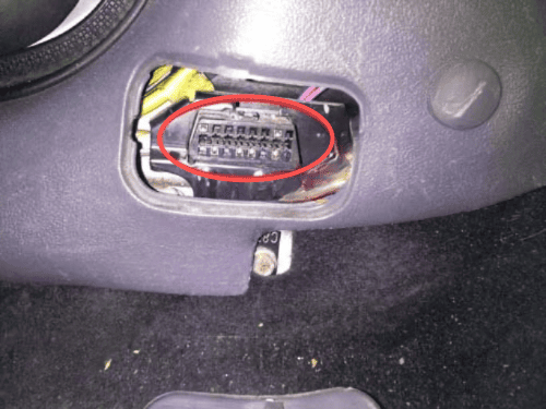 Prise oBD Ford Fiesta ph 1