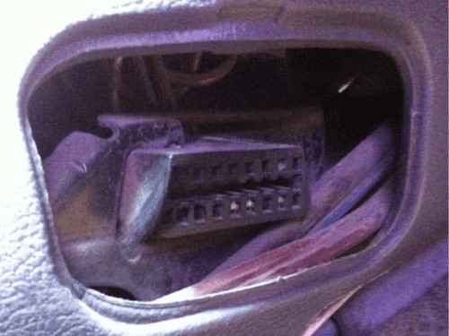prise obd Ford Ikon ph 1
