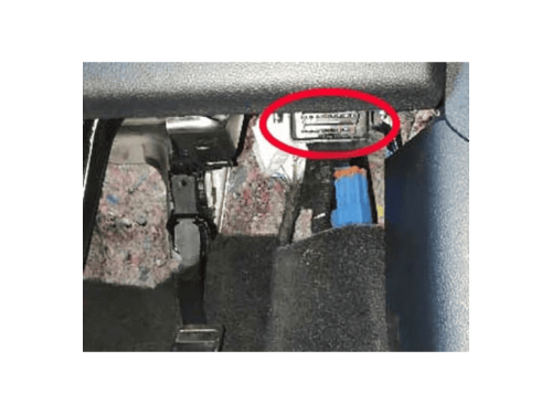Prise obd Ford Kuga rhd
