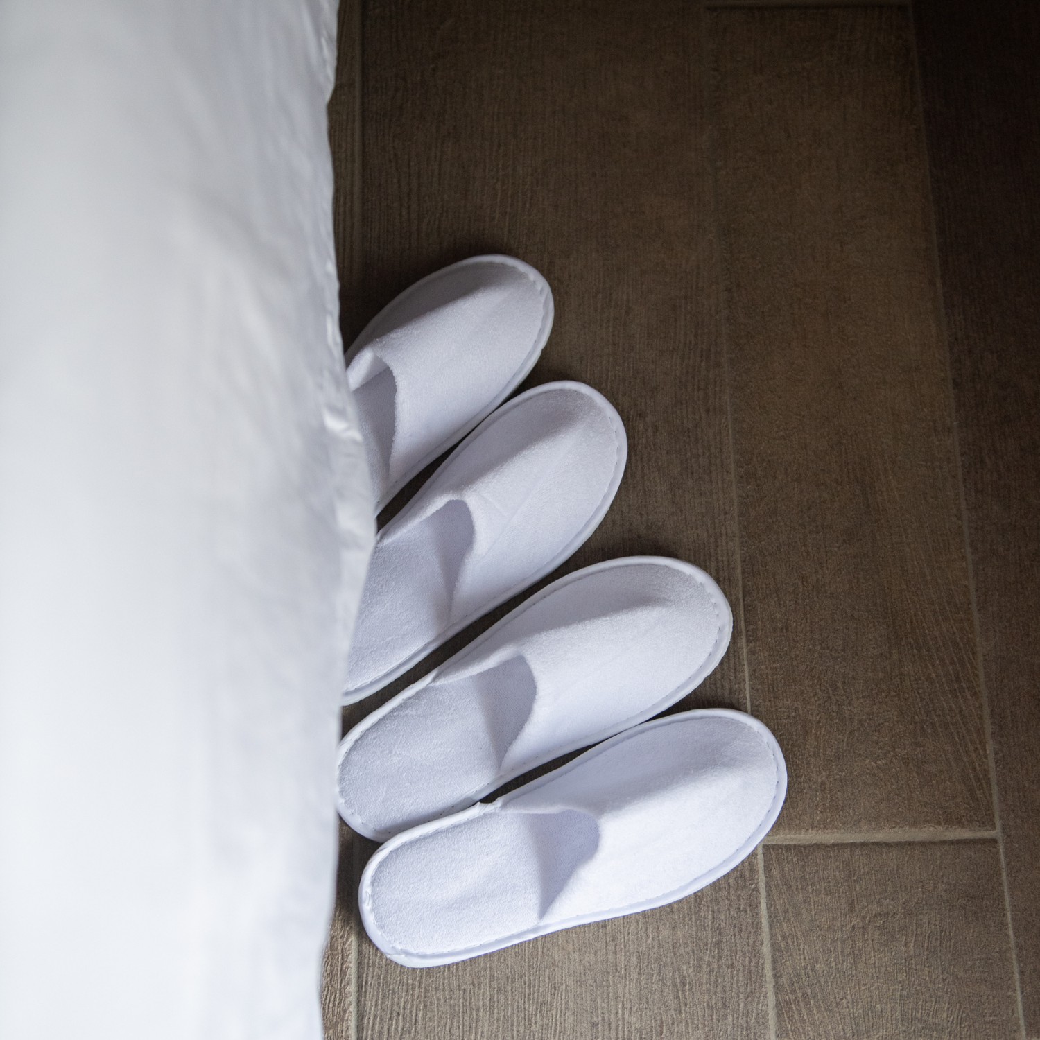 Chaussons d'hotel personnalisable avec semelle antidérapante