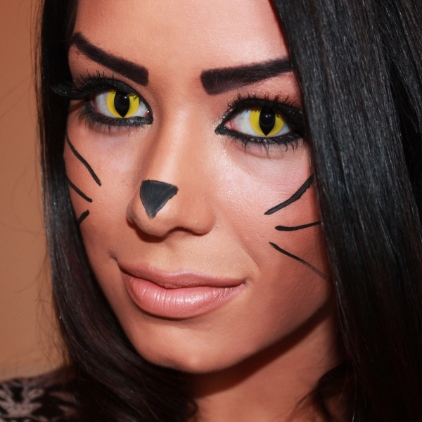 clothing-contact-lenses-yellow-cat