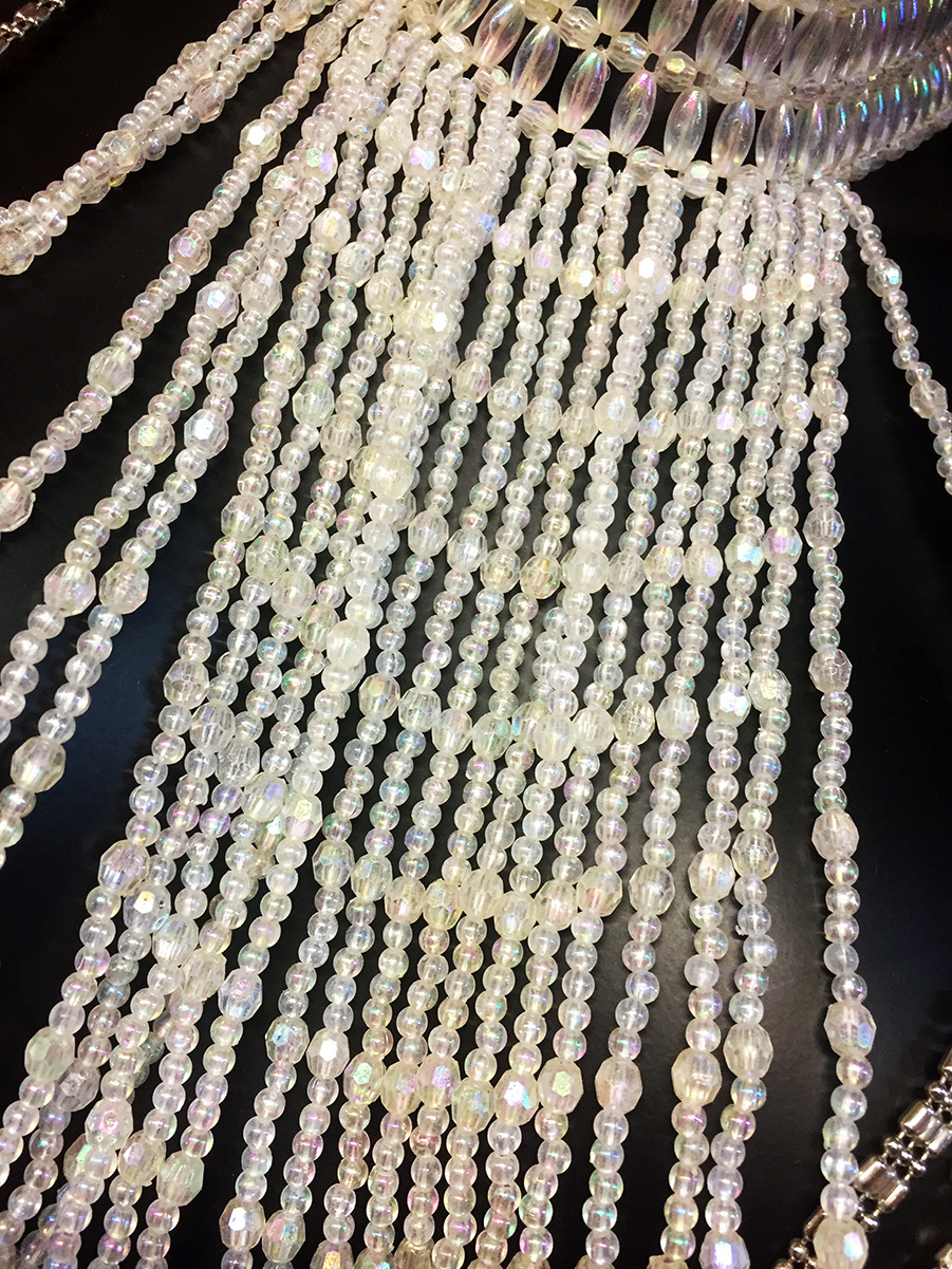 collier lido perles blanches irisees 2