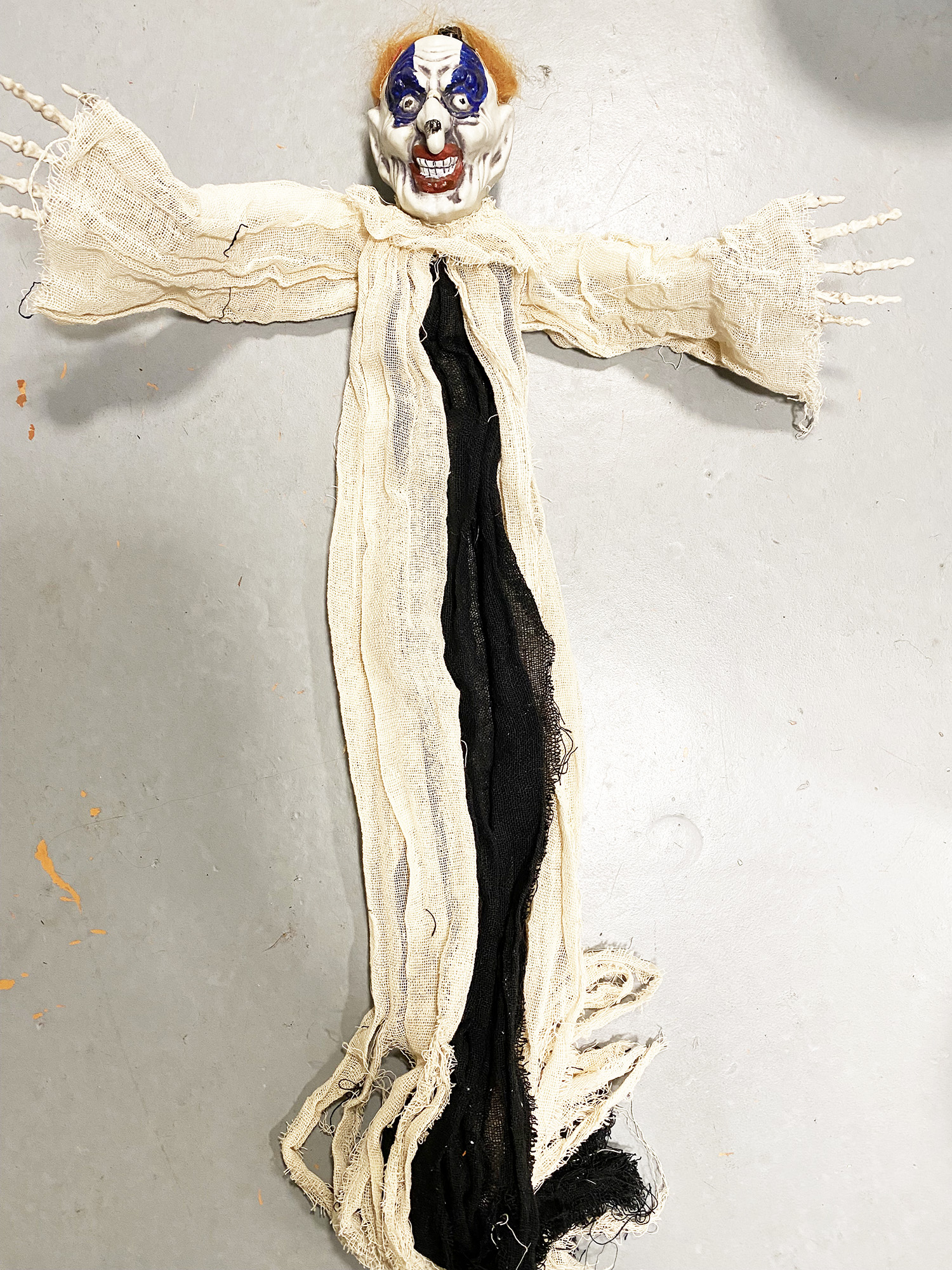 suspension clown halloween 1