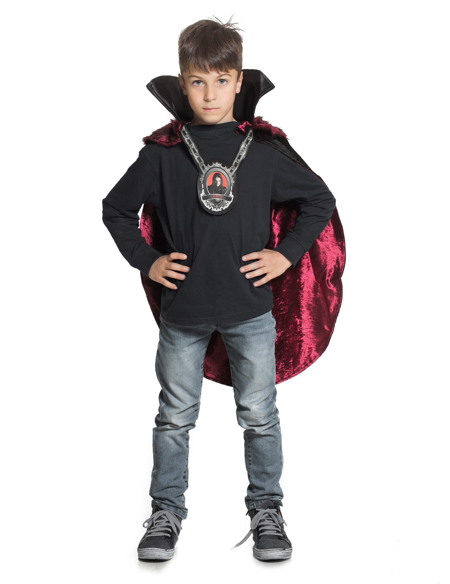 CAPE MIRKO CHICA VAMPIRO