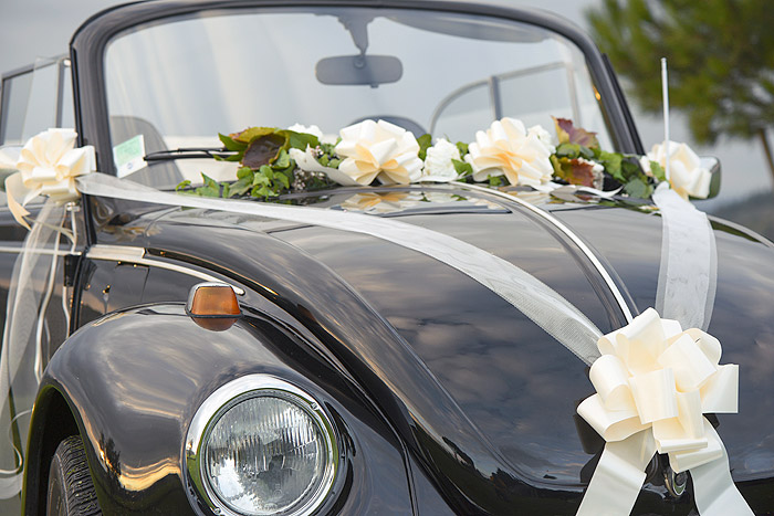 deco-voiture-maries-tulle-noeud-ivoire-1