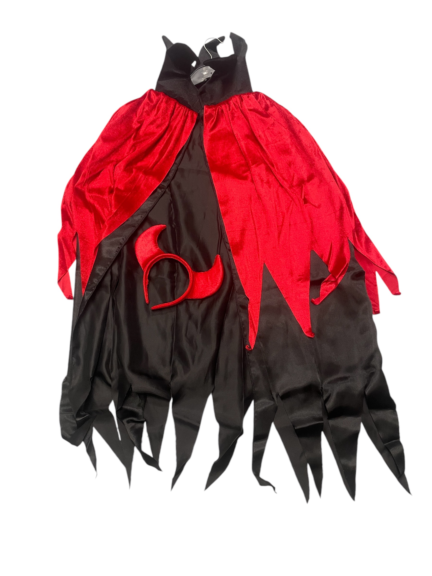 CAPE DIABLE NOIRE ET ROUGE AVEC SERRE TETE CORNES