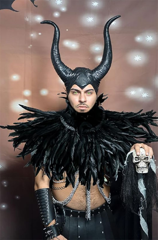 COL MALEFIQUE PLUMES NOIRES.1JPG