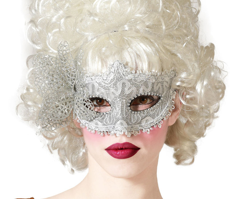 MASQUE VENITIEN DENTELLE ARGENT AVEC PAPILLON
