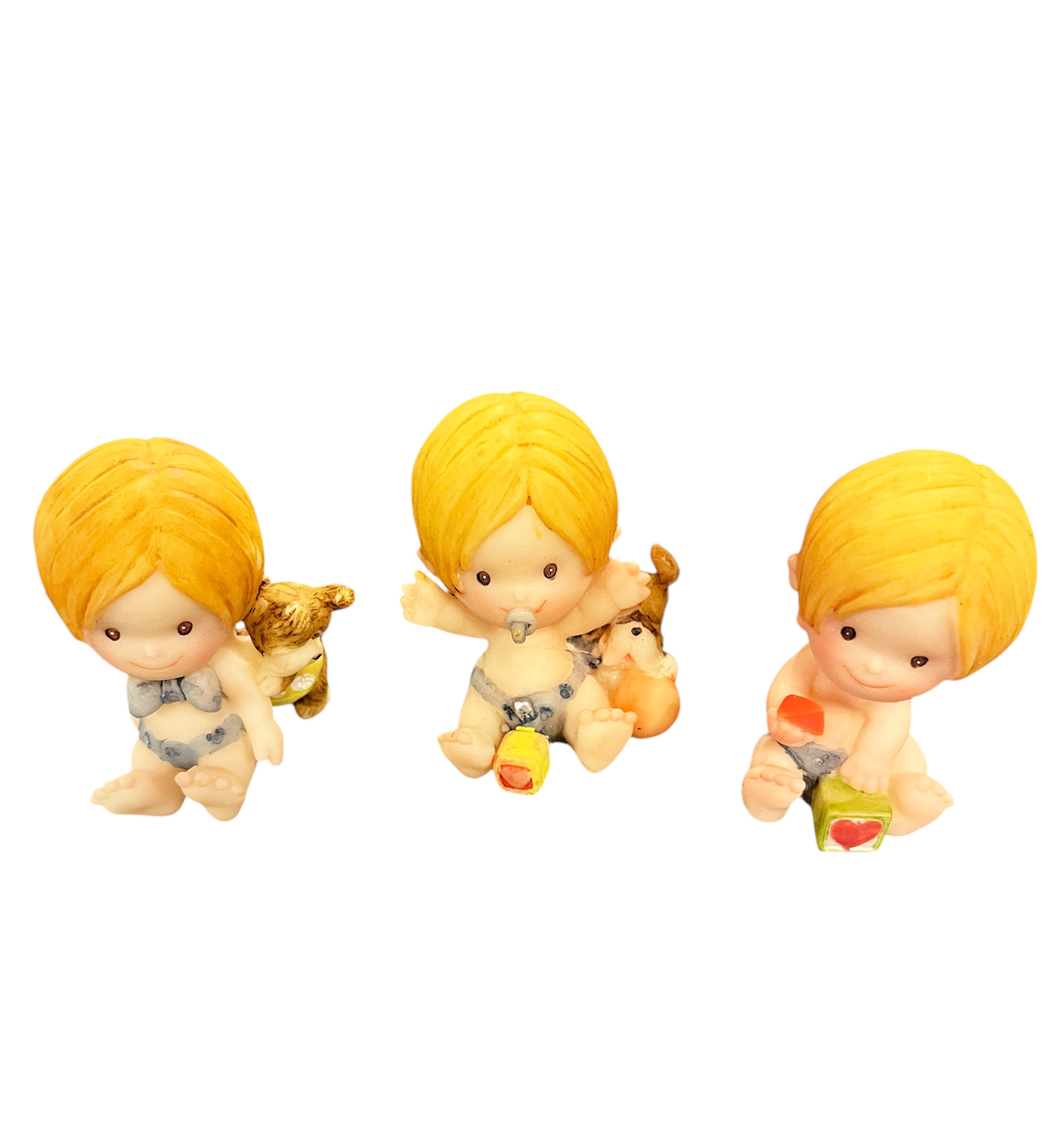 3 FIGURINE BEBE GARCON ASSIS