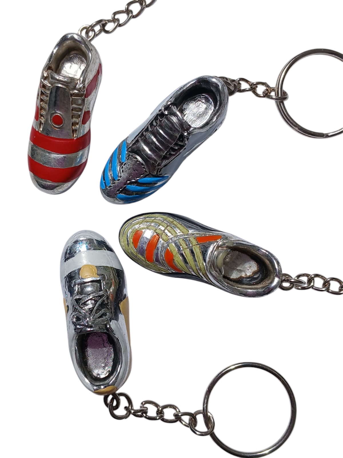 porte clefs metal argenté chussure de foot