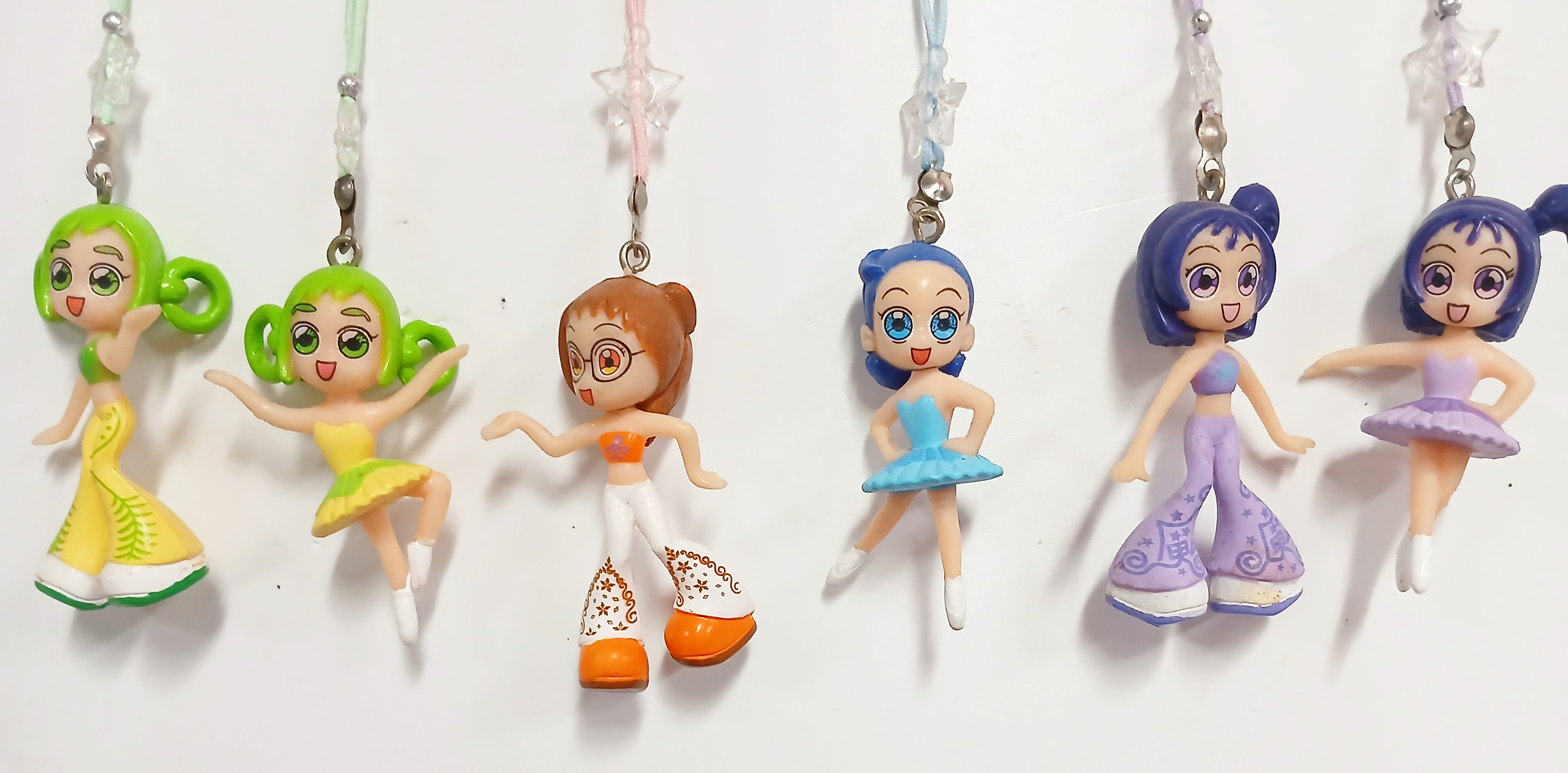 LOT 6 MINI FIGURINES DANSEUSES