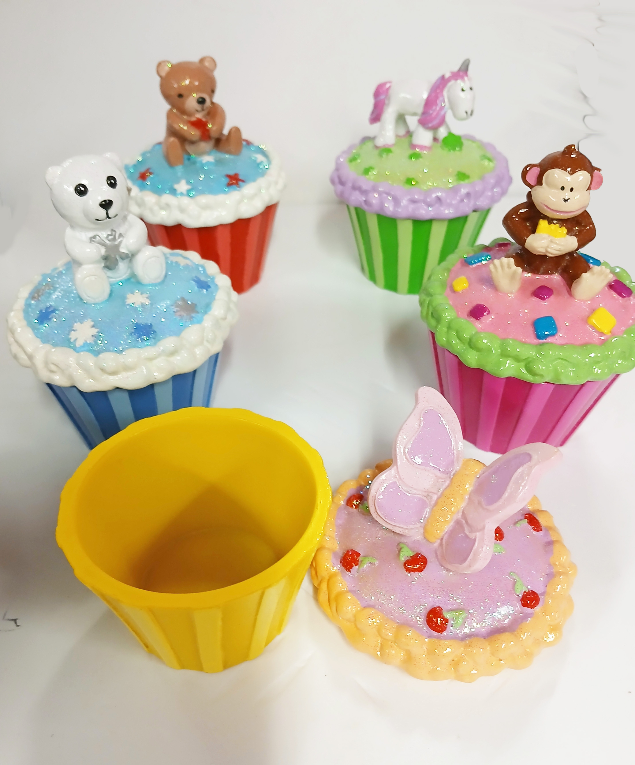 CUP CAKE DRAGEE BONBON RESINE 3