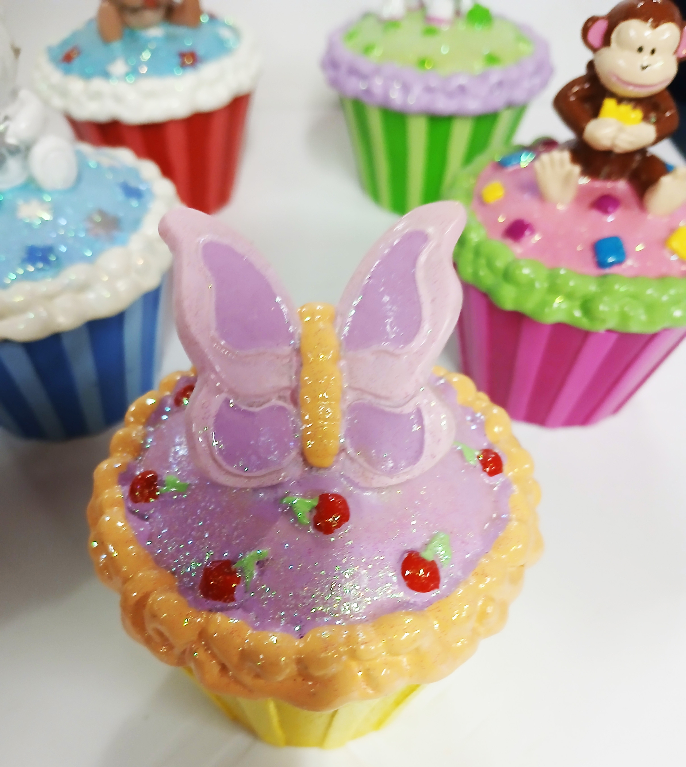 CUP CAKE DRAGEE BONBON RESINE 5