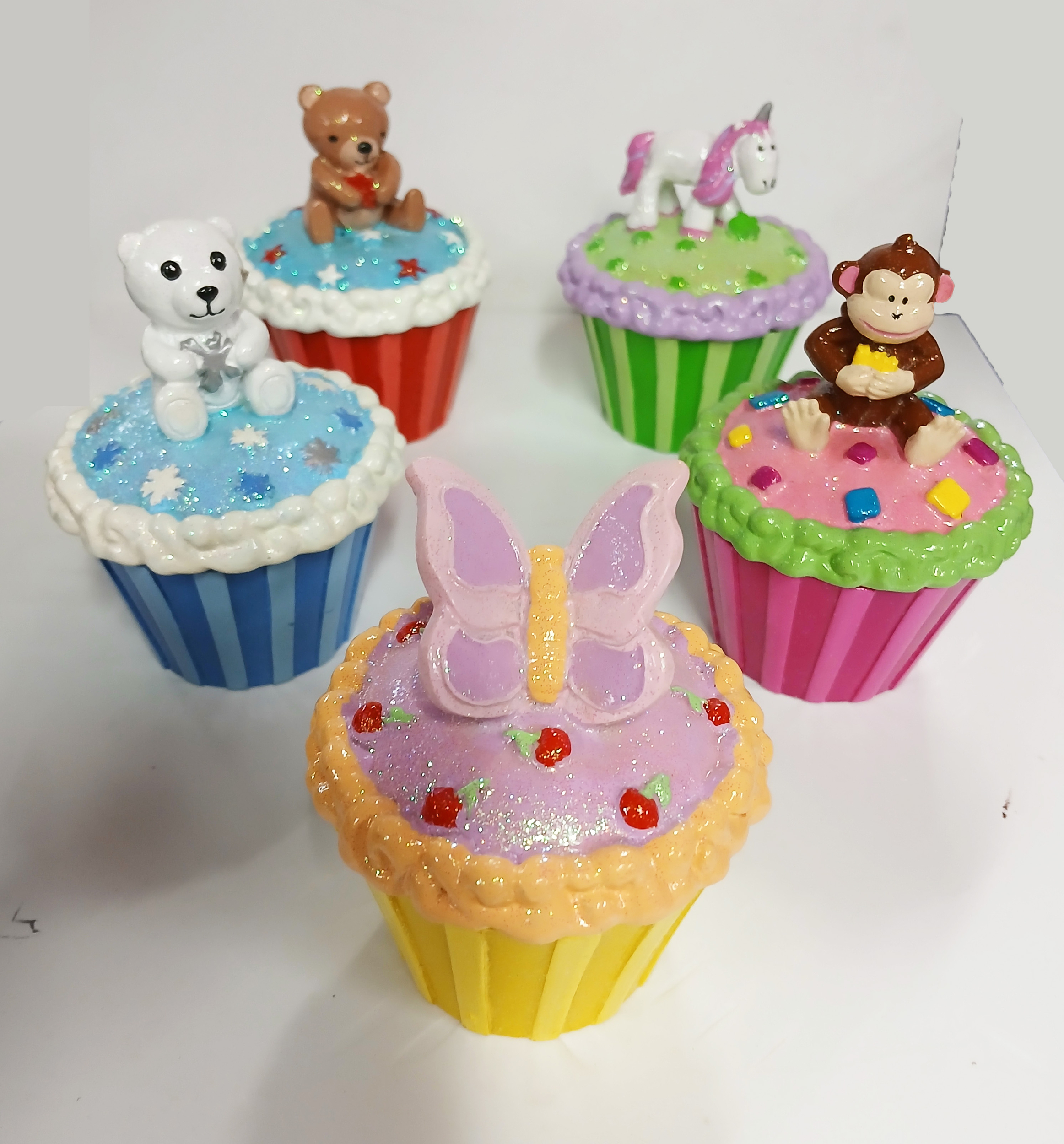 CAKE CUP BONBON DRAGEE RESINE 1