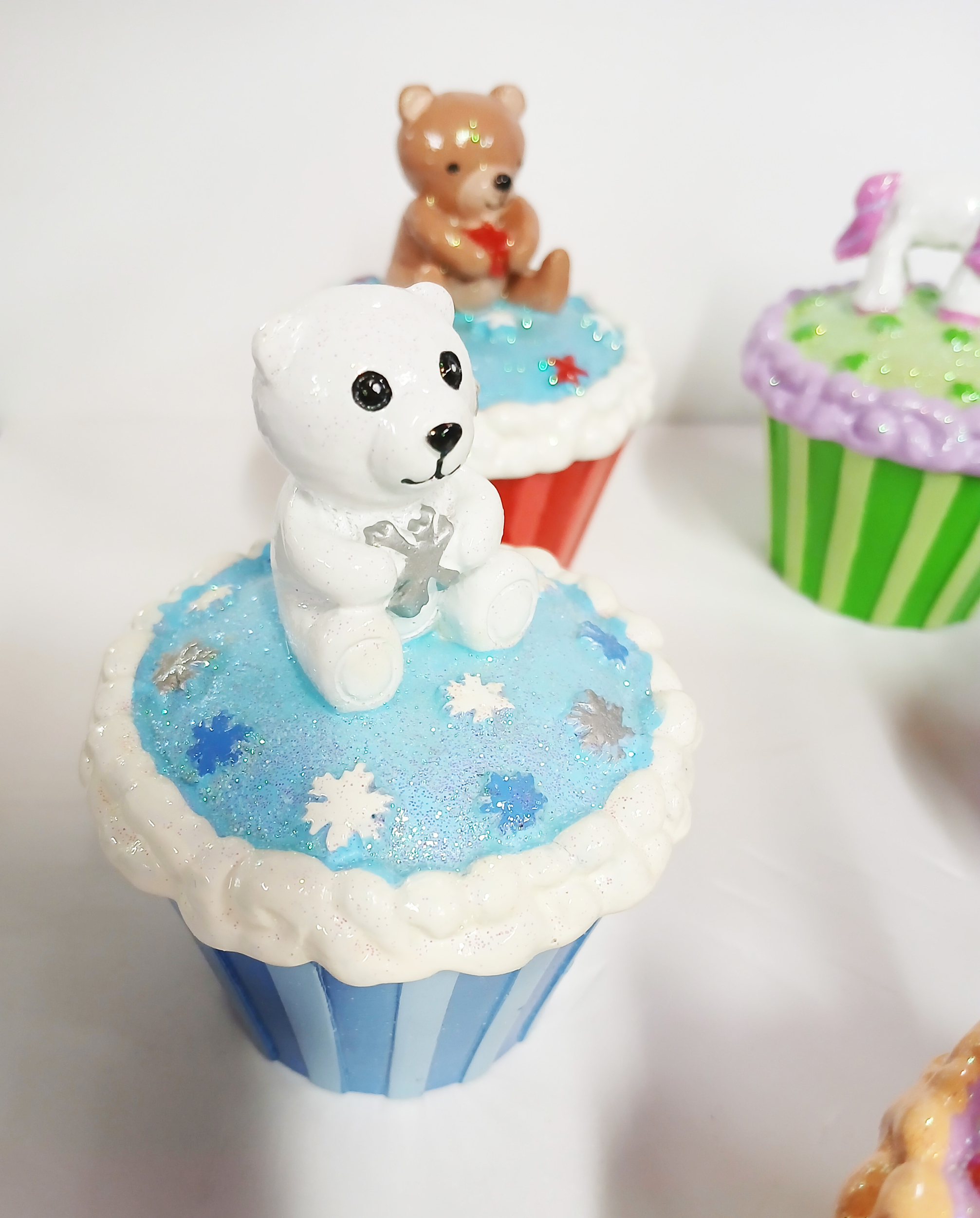 CUP CAKE DRAGEE BONBON RESINE 2