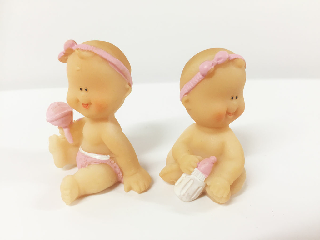 2 figurines bébé fille Figurines