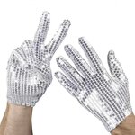 gants-recouverts-paillettes-rondes-argentees
