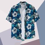 chemise hawaienne bleue avec hibiscus blancs 4