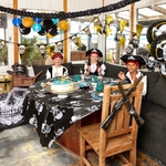 6 BALLONS LATEX PIRATE NOIR ET OR 1