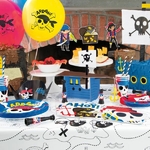 8 ASSIETTES 22 CM PIRATE 1