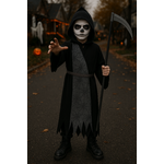 20250926_1953_Enfant en Grim Reaper_remix_01k63je981f0q9ym3v52nt233h