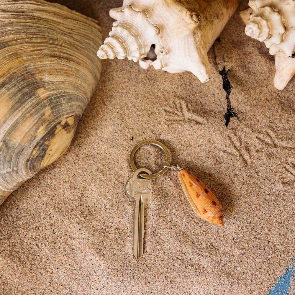 WG4723_Keyring-ConusShell_LS-1-1-1