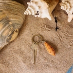 WG4723_Keyring-ConusShell_LS-1-1-1