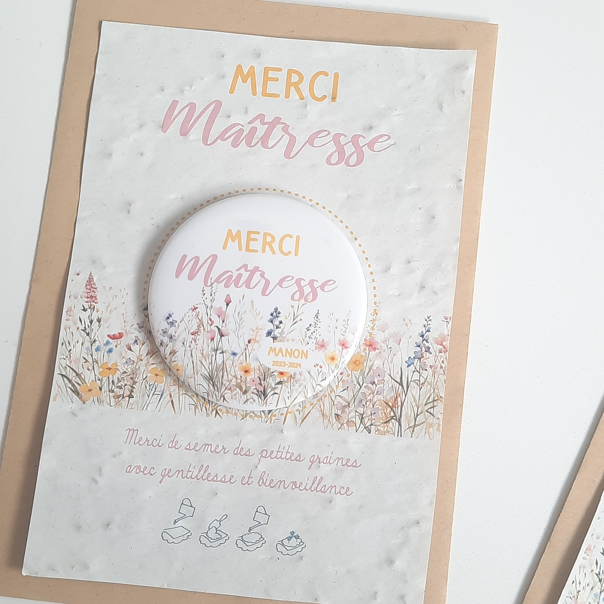 les murs murmurent cartes à graines + magnets maitresse atsem 7