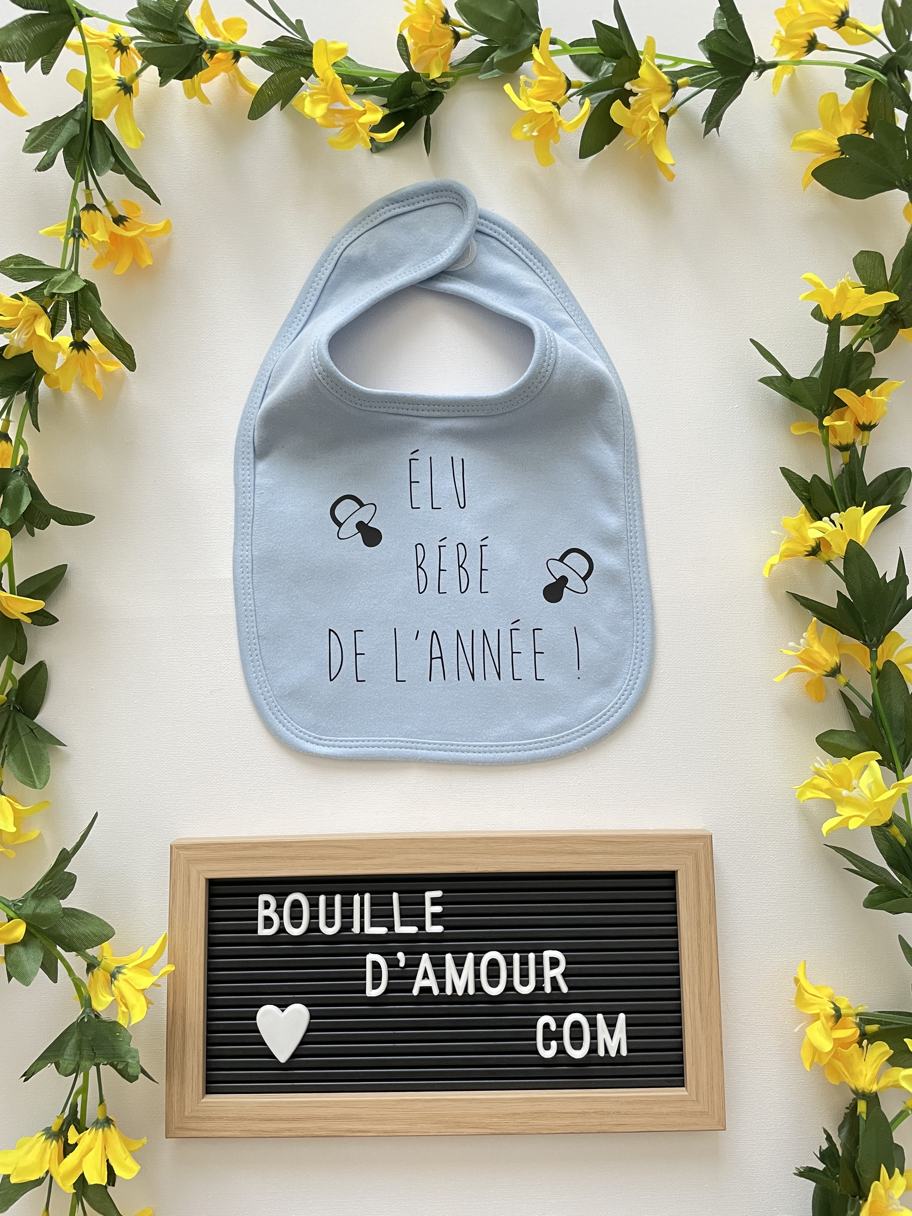 bavoir personnalisé élu bébé de l'année