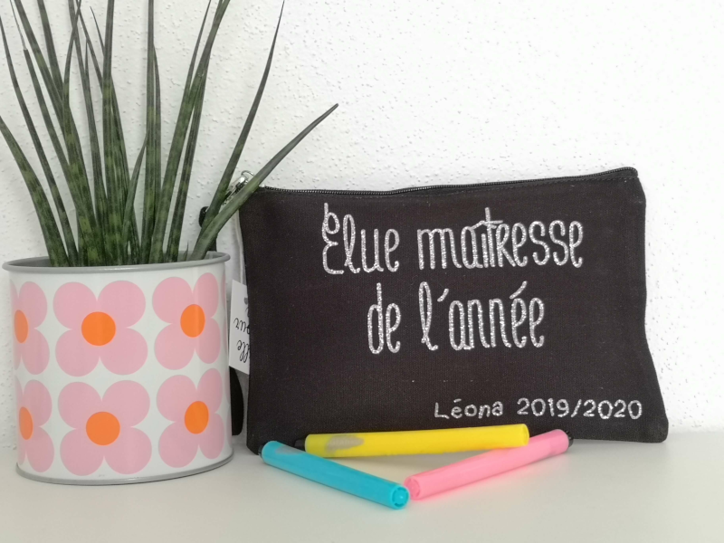 Pochette coton personnalisé Elue maîtresse de lannée - cadeau maitresse