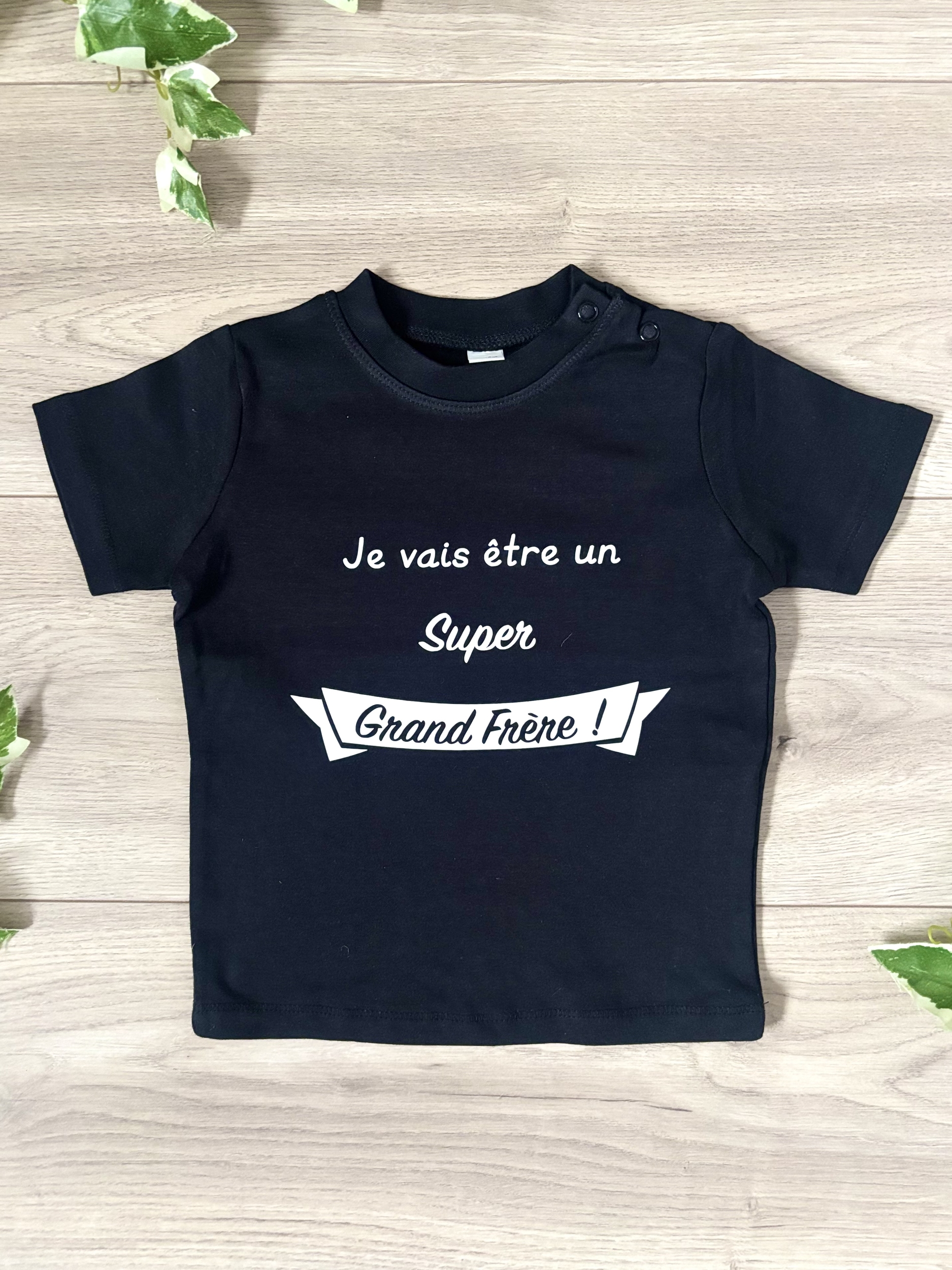 T-shirt bébé je vais être un super grand frère