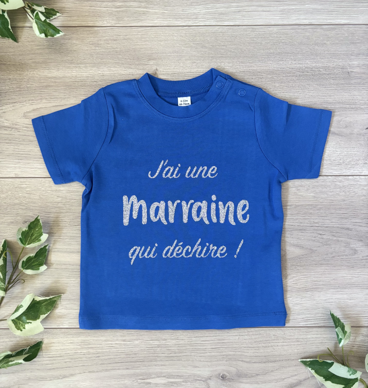 T-shirt bébé personnalisé jai une marraine qui déchire